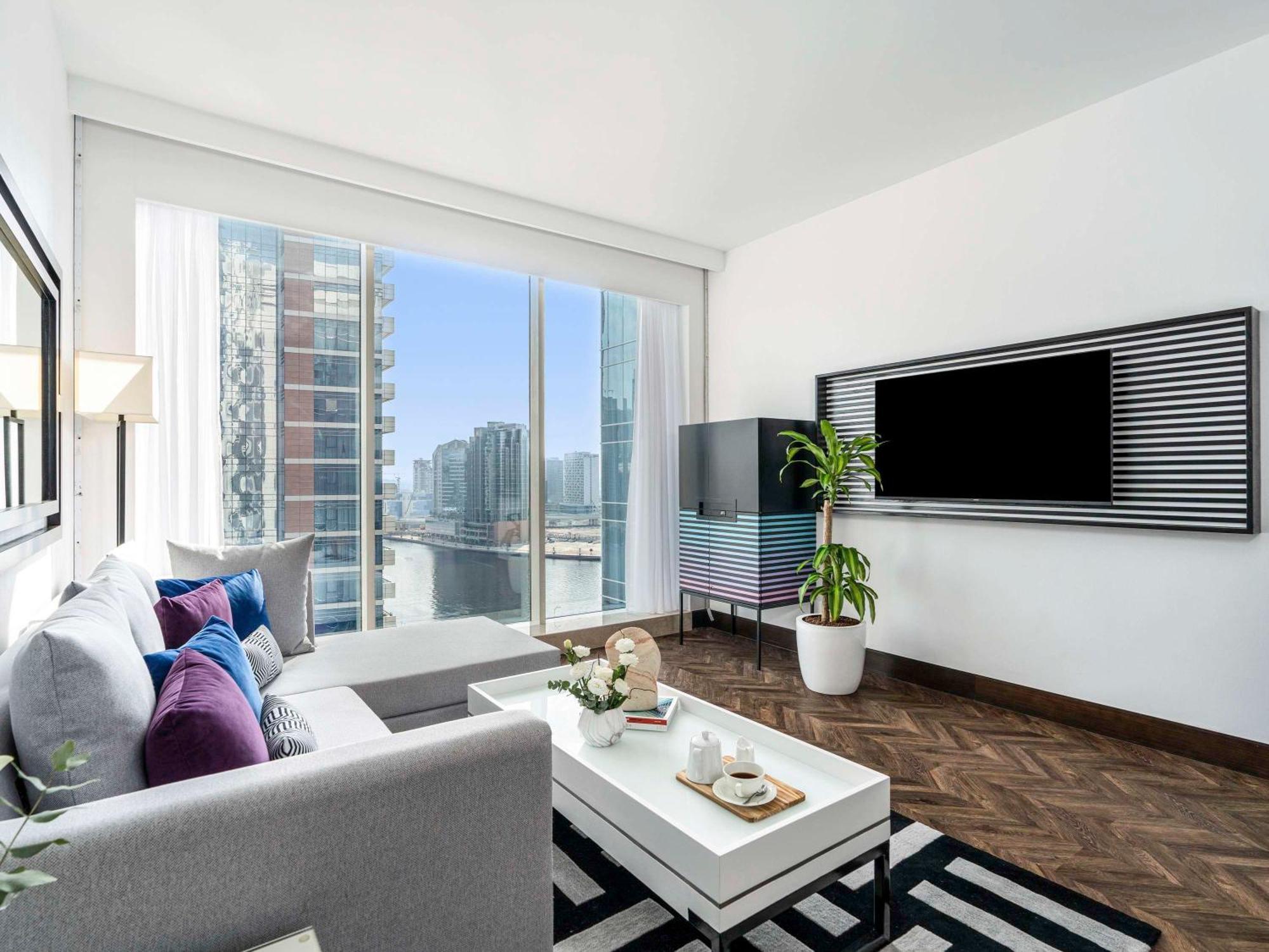 Отель Pullman Dubai Downtown Экстерьер фото