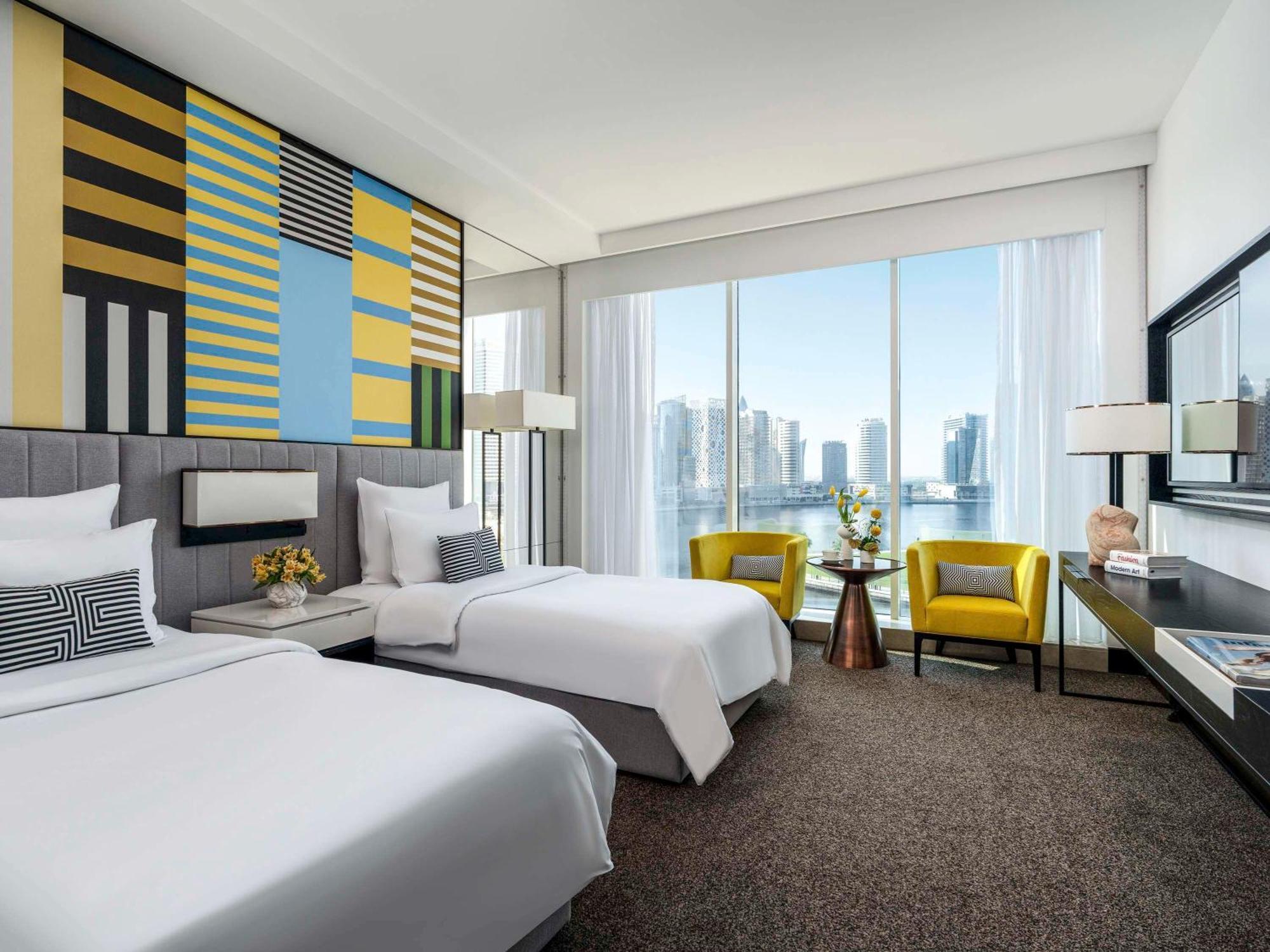 Отель Pullman Dubai Downtown Экстерьер фото