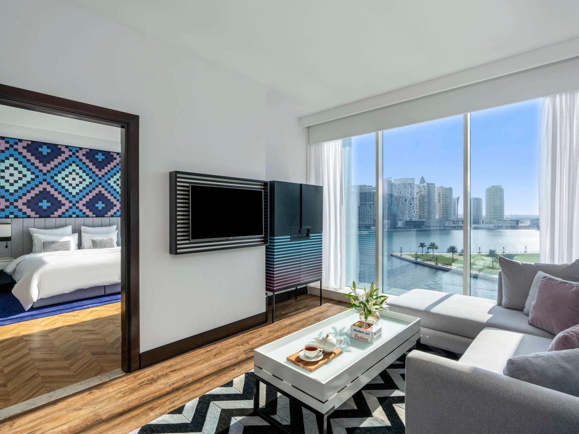 Отель Pullman Dubai Downtown Экстерьер фото